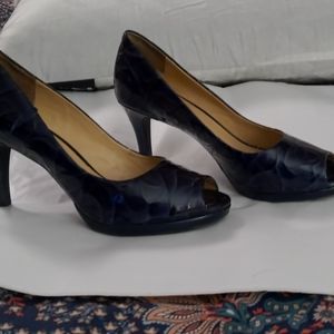 Women's heels